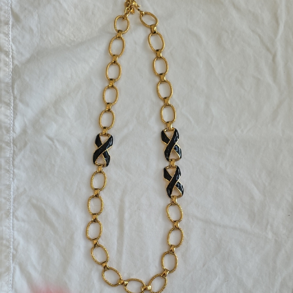 Monet Signed Vintage Gold-Tone Chain Statement Necklace w Black Enamel Accents